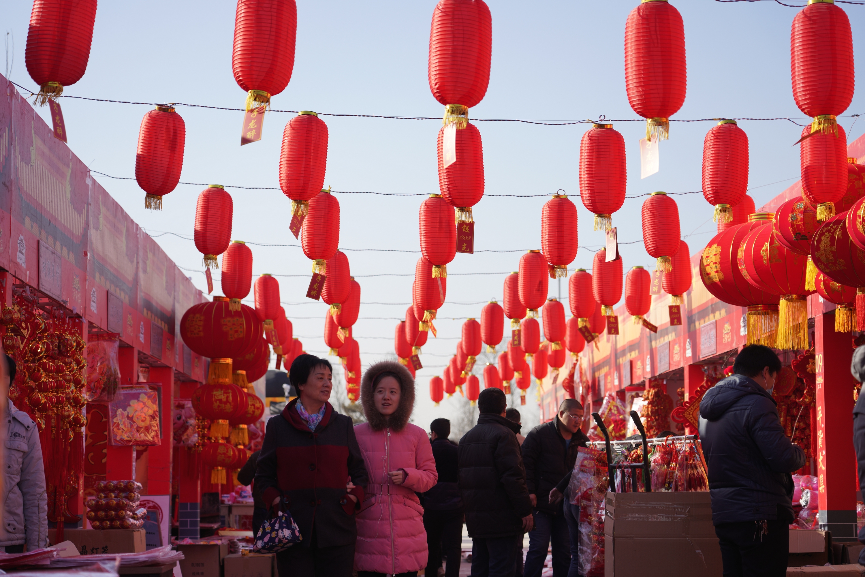 新华社照片,正定(河北,2019年1月22日 河北正定:古城年味渐浓