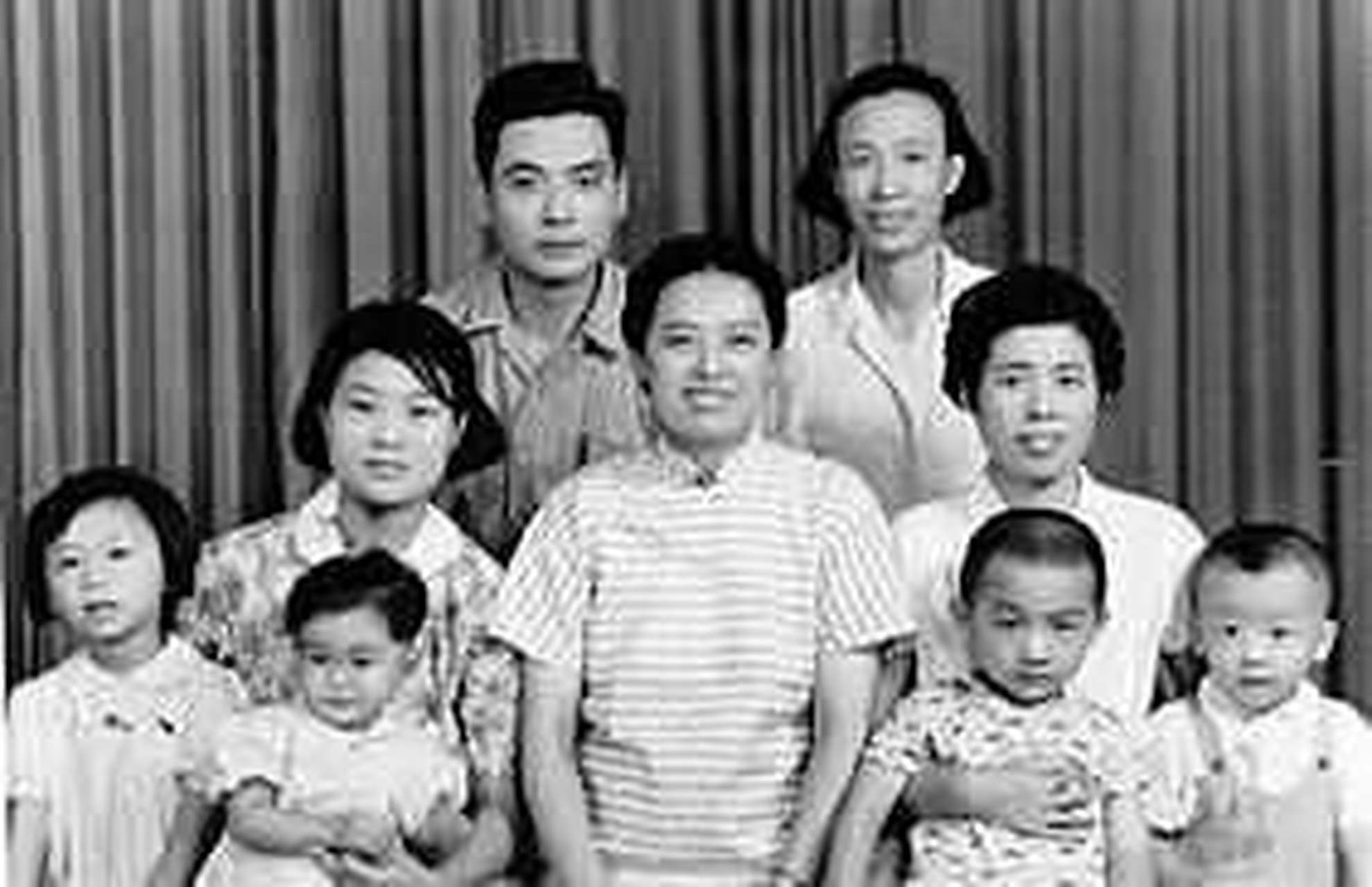 8月11日是邓稼先夫人许鹿希先生95周岁生日,没有鲜花也没有掌声,今天