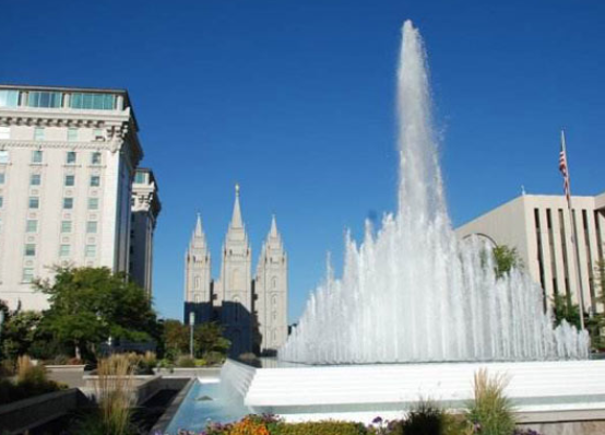 蜂巢屋,beehive house是brigham young的住所,是犹他州州长和摩门教徒