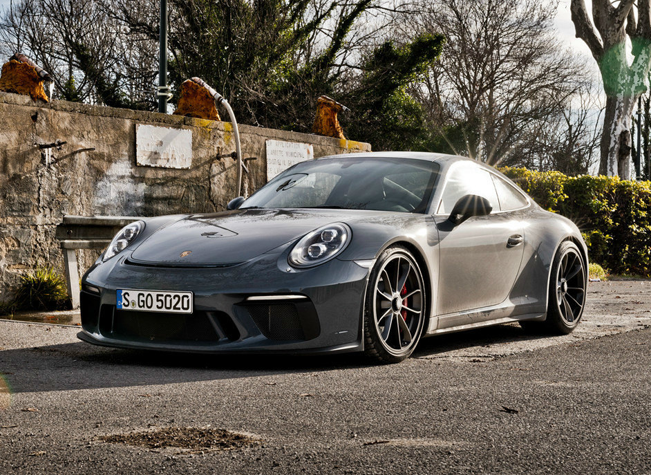 保时捷911gt3 touring package这款车的线条很突出