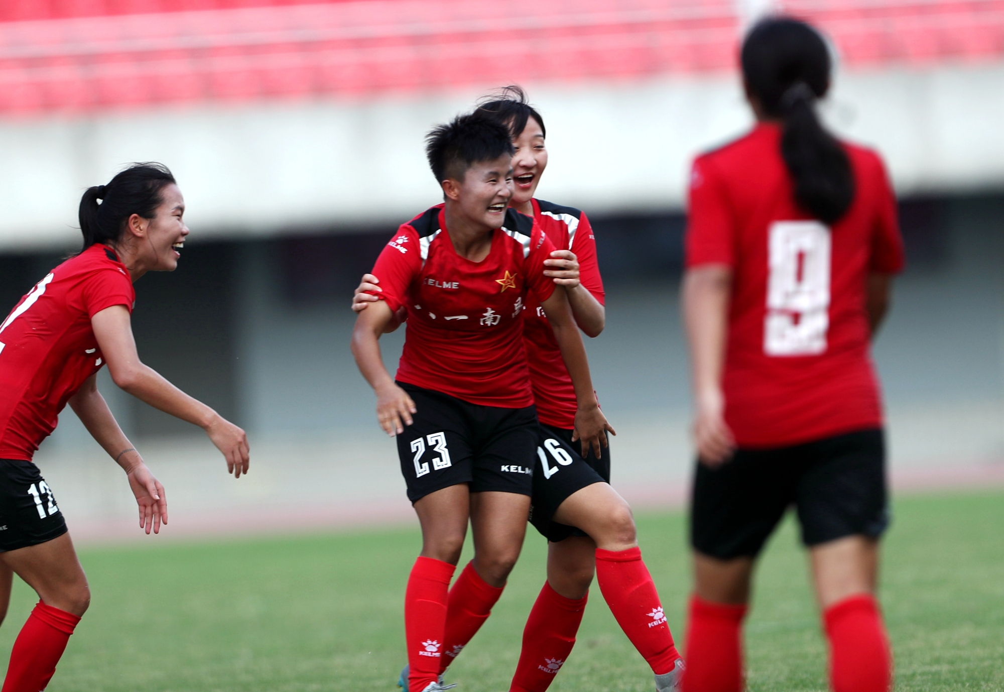 八一女足五连胜 进9球未丢一球