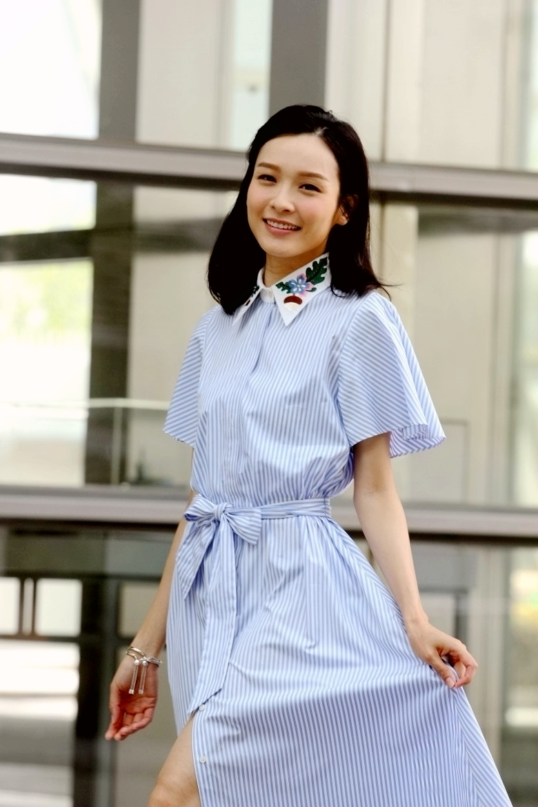 tvb李佳芯接受专访,小清新look出镜,甜美自然,靓丽大方!