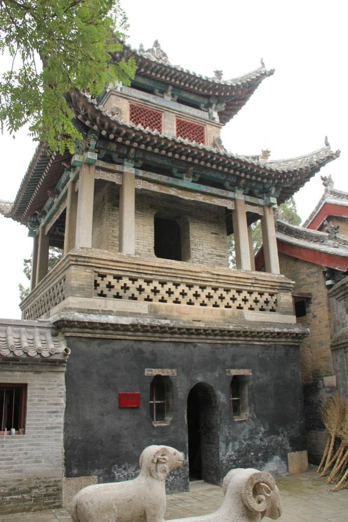 山东聊城山陕会馆戏楼和江苏扬州文昌阁的介绍