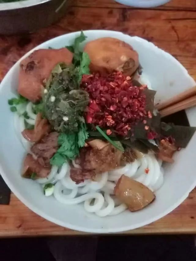 记忆花垣:从一碗粉开启一天的生活