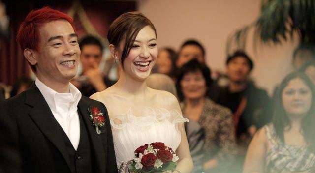 陈小春不让老婆穿短裤!看到应采儿的双腿才发现山鸡哥做得对
