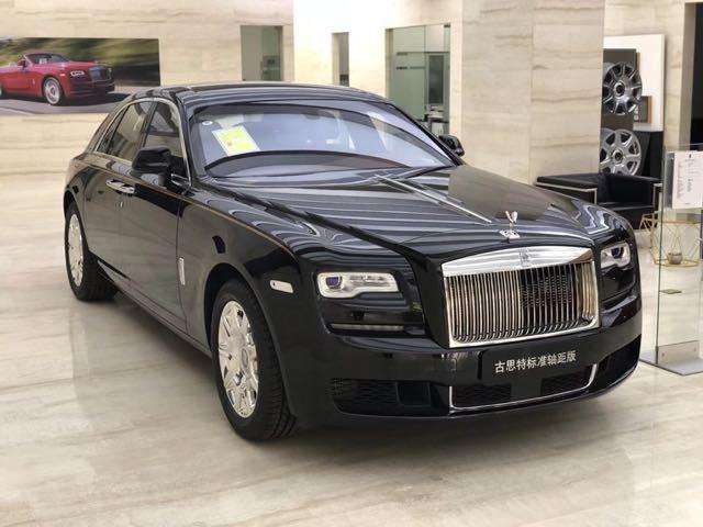 黄晓明的豪华座驾,每一辆都价值数百万,不愧是大陆最成功的演员