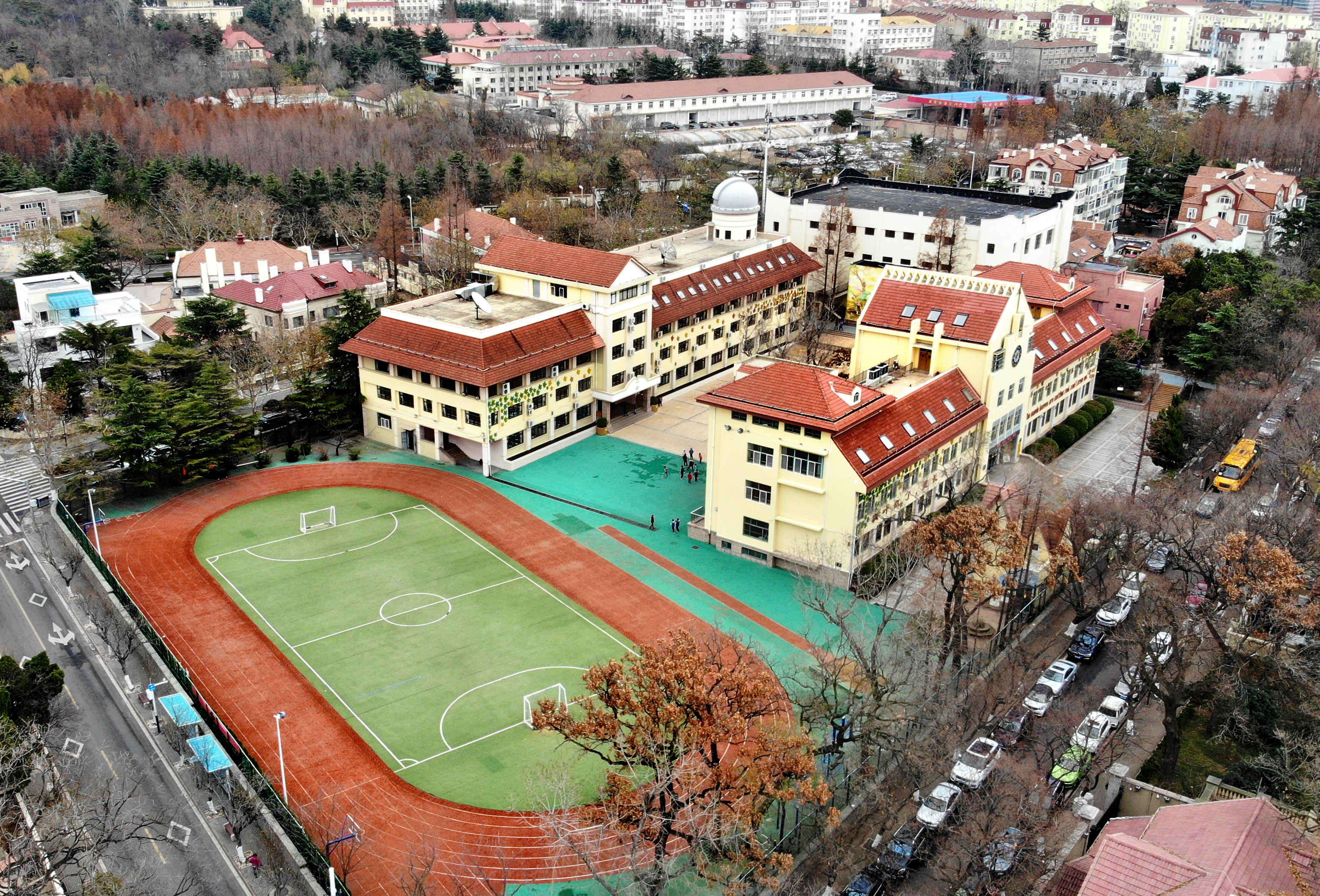 (庆祝改革开放40周年基层行·学校篇·图文互动)(3)青岛嘉峪关学校:让