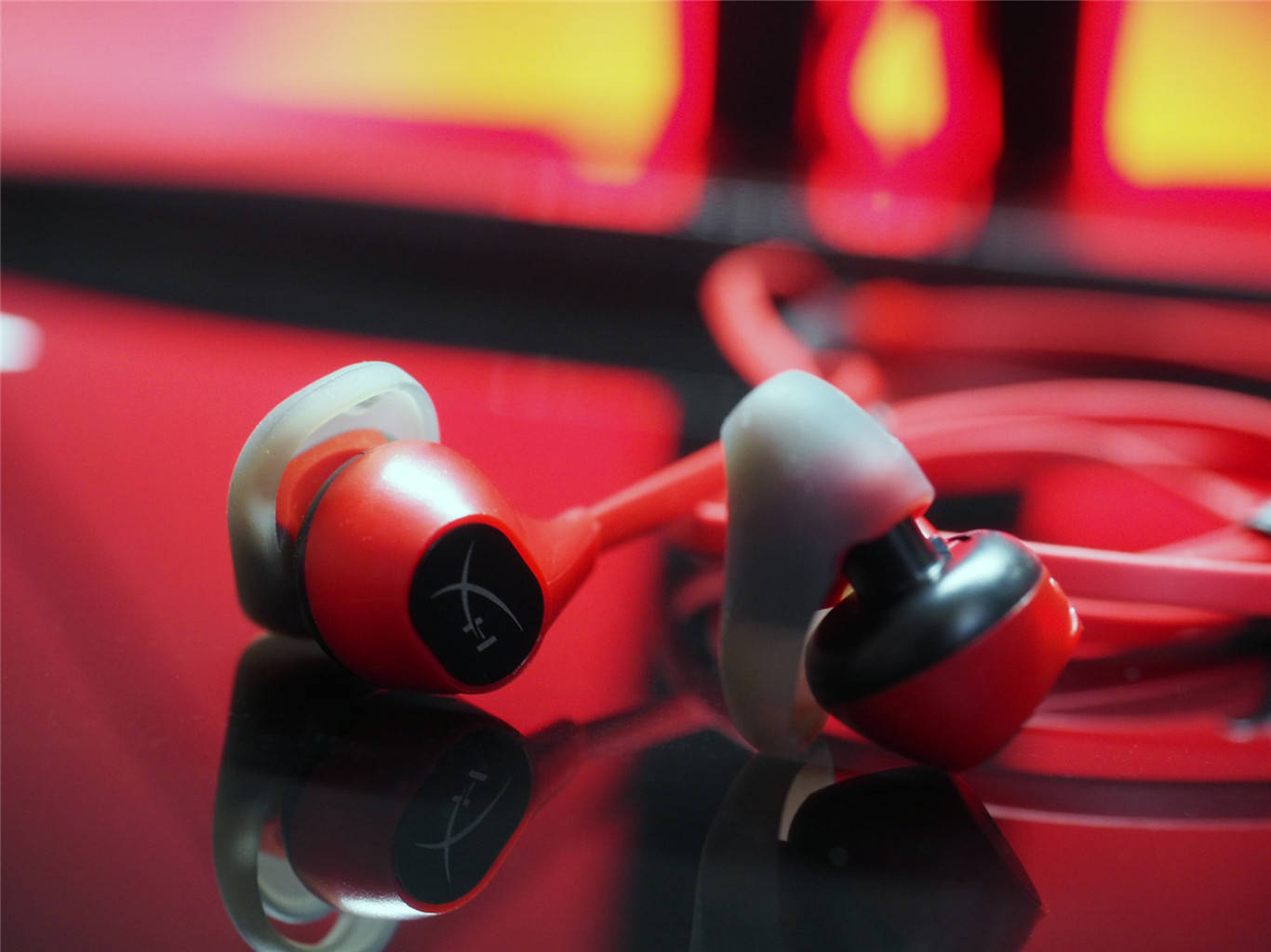 金士顿 hyperx 云雀 入耳式电竞耳机 cloud earbuds简评