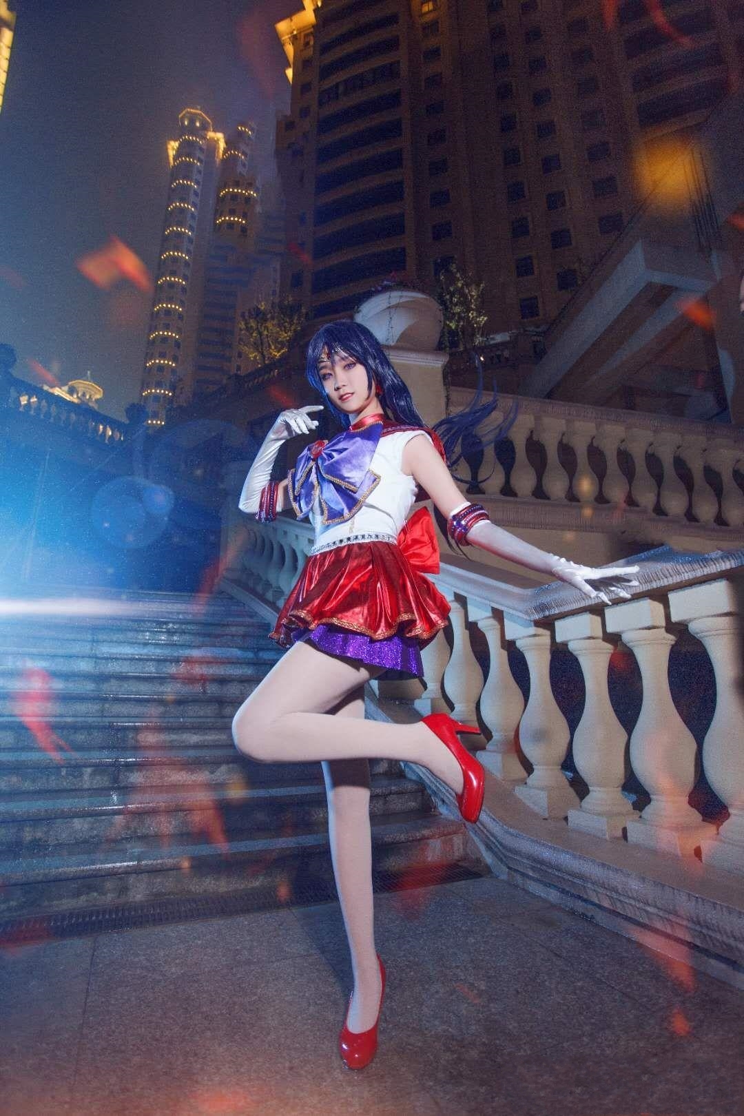 童年的美少女你还记得吗?火野丽cos带你回到过去,儿时女神