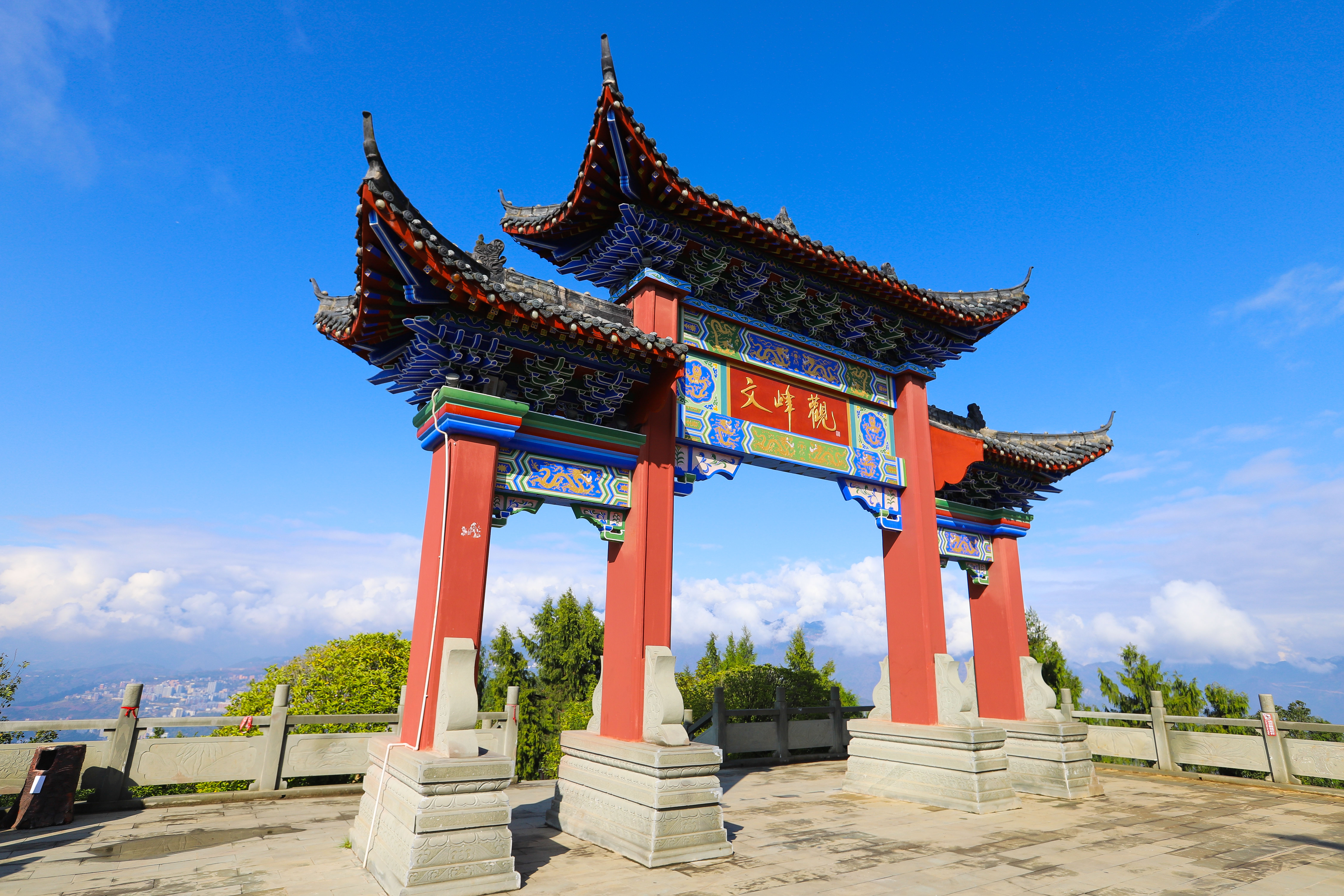 【途牛首发】巫山进入红叶旺季,云巅鸟瞰长江,赏秋观景指南_巫山县