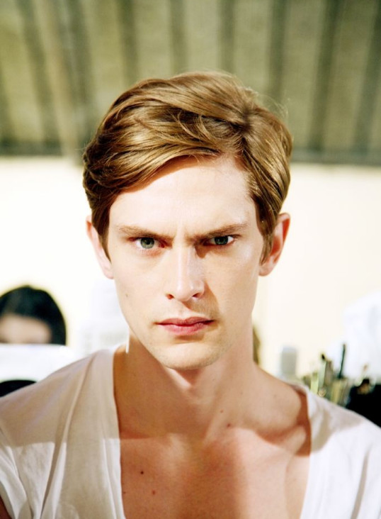 男性护肤先认清自己的皮肤类型,正确的洁面步骤及注意事项