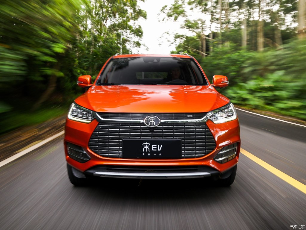 颜值高/续航长 介绍比亚迪宋ev500