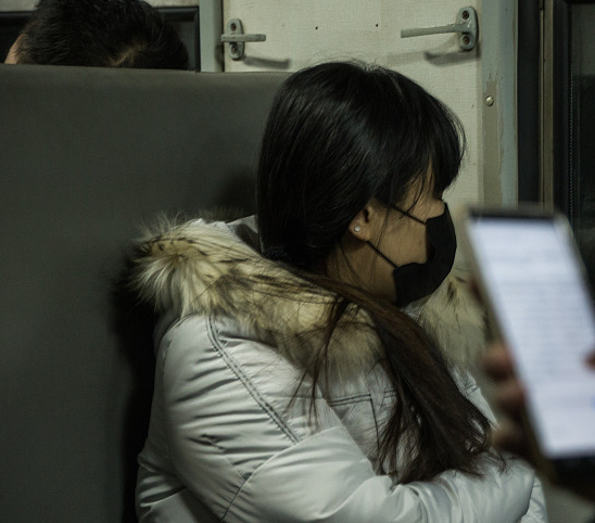 嘲笑"92年老阿姨"?我们离"50岁小伙子"不远了