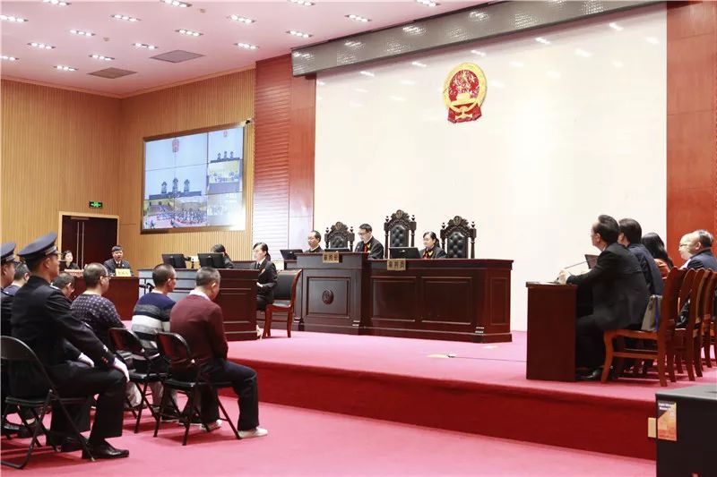 要案纵览丨中美天元集团骗取贷款,单位行贿案审结 涉案420亿元金融