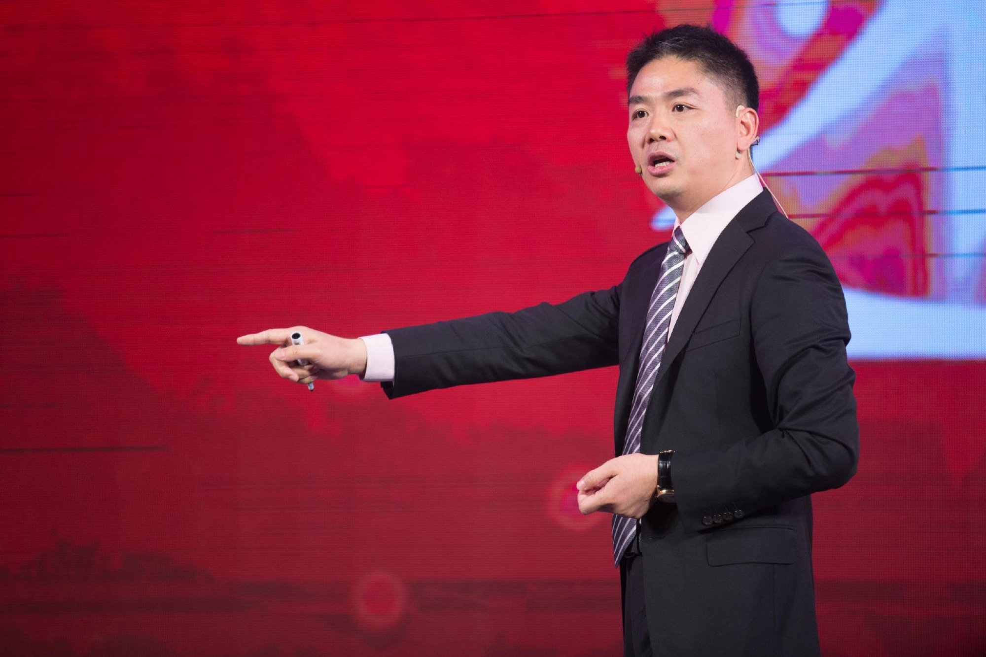 五星后国美也入驻京东商城，刘强东会拿下黄光裕的国美零售吗-家电圈官网