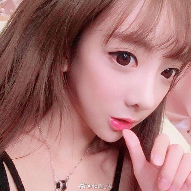 虎牙女主播lol童话,比赛开挂,从不屏息,一秒2杀,b站已实锤