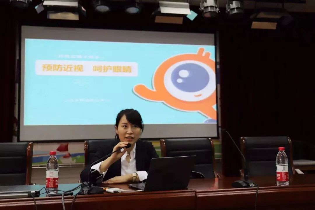 人物专访 | 许琰:保护好孩子的眼睛,是我的责任!