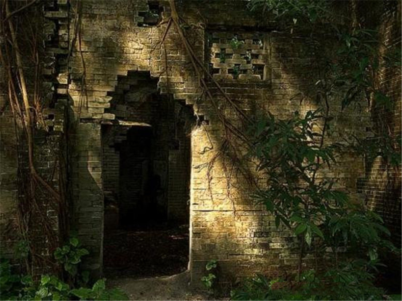 广东最恐怖无人村:22年无人居住,拍恐怖片能就地取景,敢去吗?