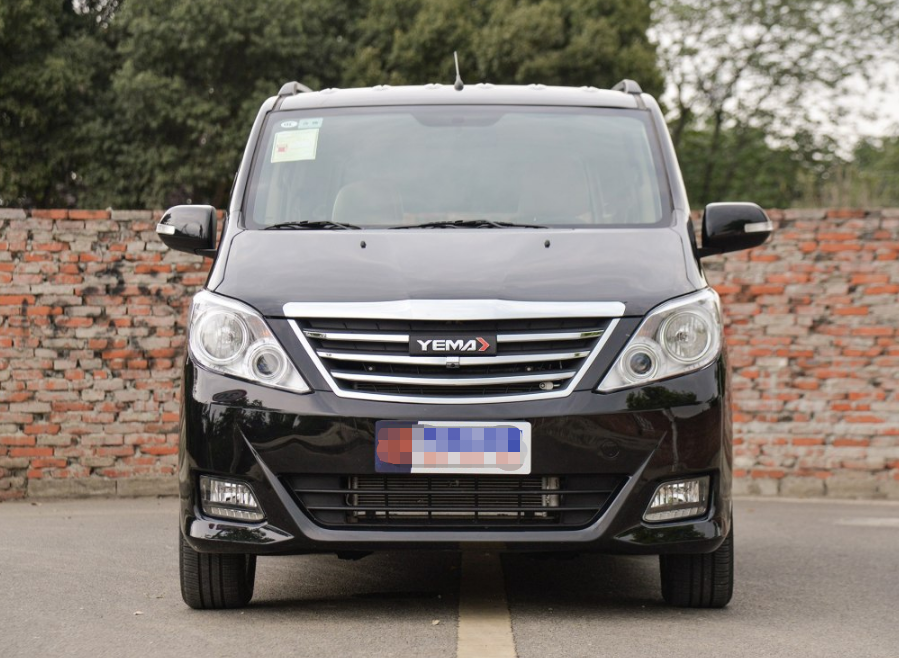 走亲民路线的mpv——实拍野马斯派卡,指导价:5.98-7.58万元!