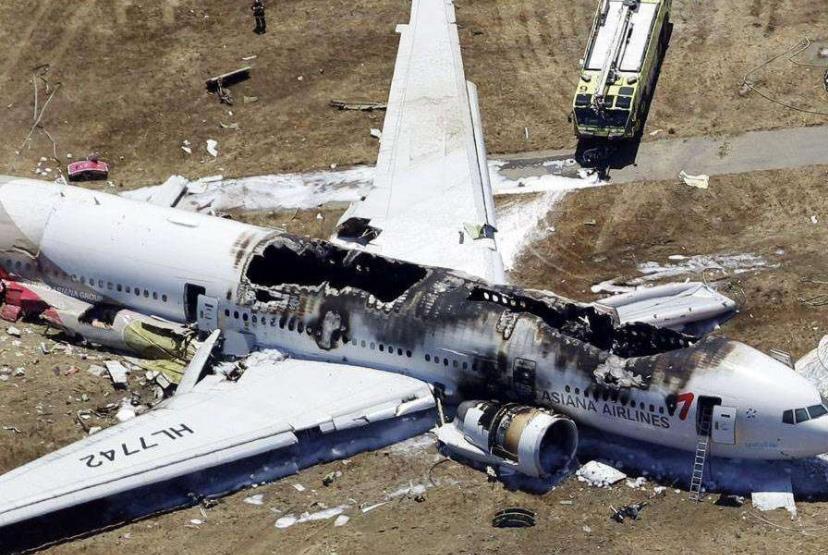 又一起空難發生,墨西哥一架飛機失控墜入河中,機上人員全部遇難