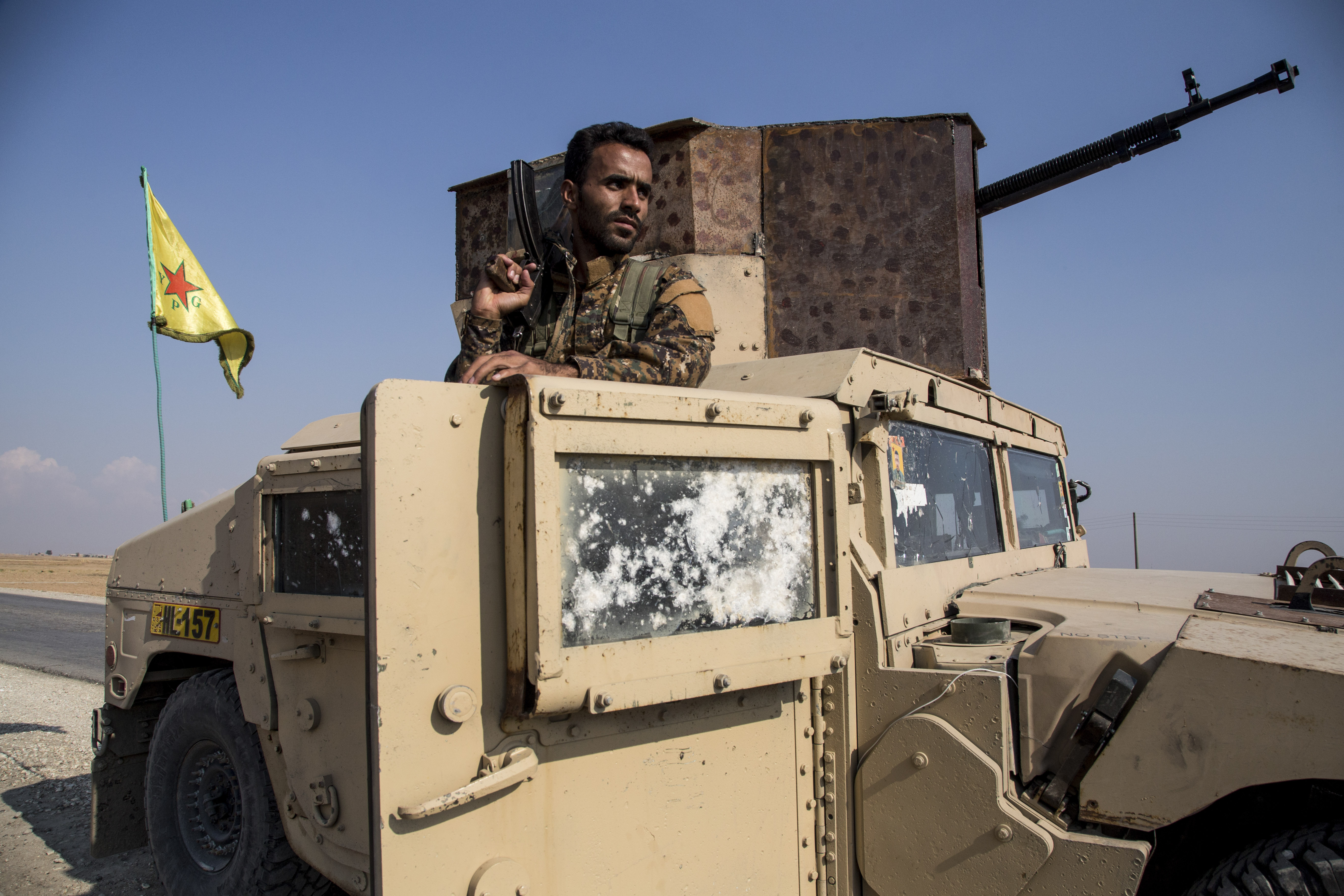 叙利亚政府对库尔德武装从叙北部撤离表示欢迎(3)