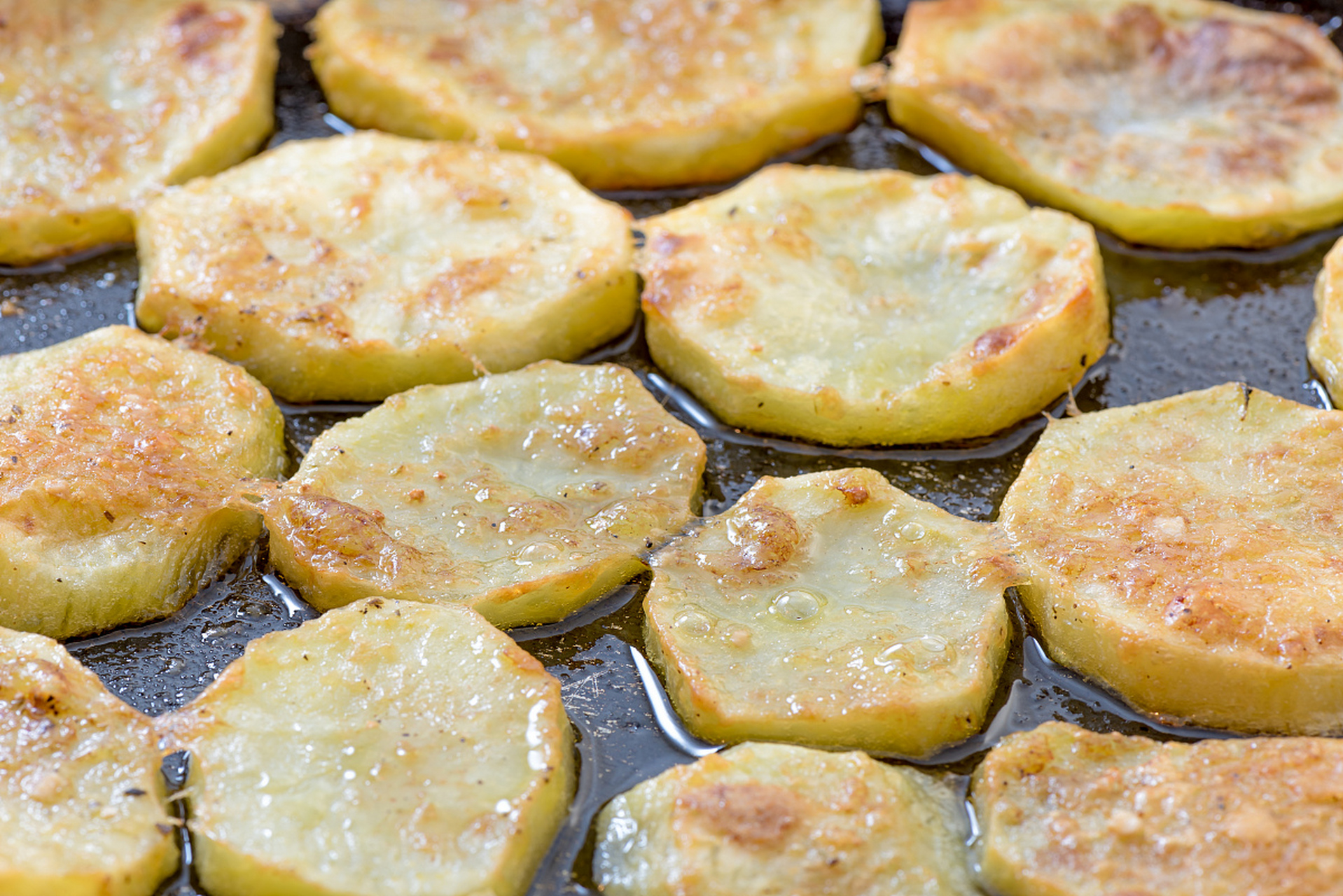 知识创作挑战赛# 韶关春节美食之"油罩糍",油罩糍是翁源县的特色谐栽