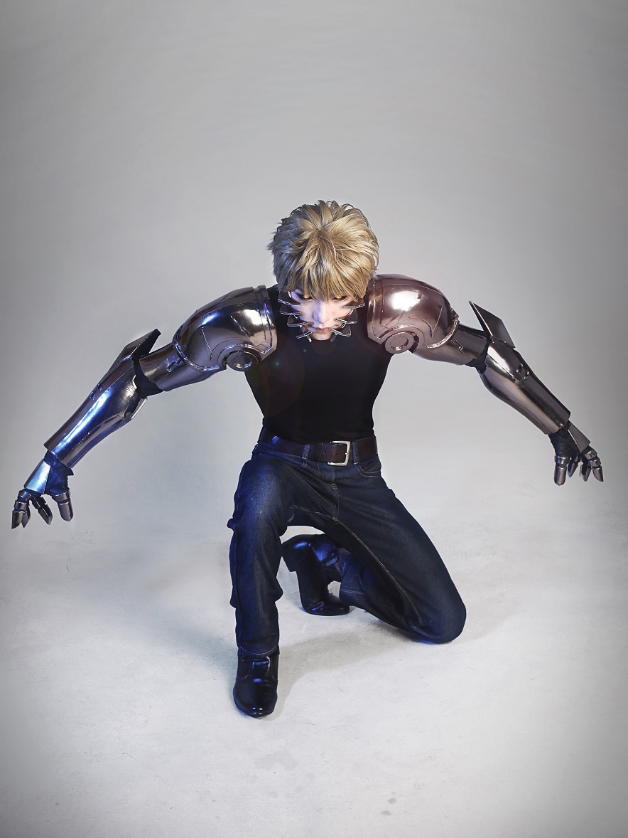 这组cosplay真是神还原!国人小哥扮演的杰诺斯真是相当的帅气!