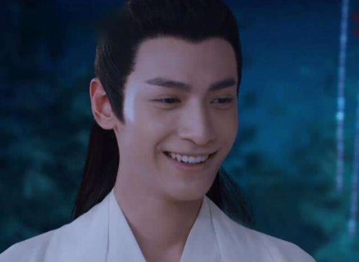 《香蜜》锦觅和润玉也有过亲吻,不是润玉偷亲,是锦觅主动亲的