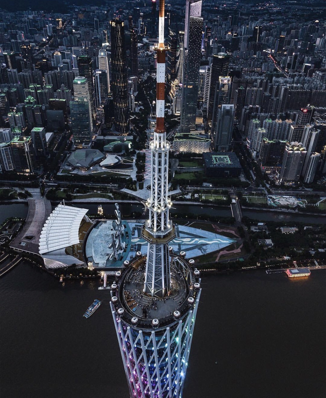 上帝视角俯瞰广州