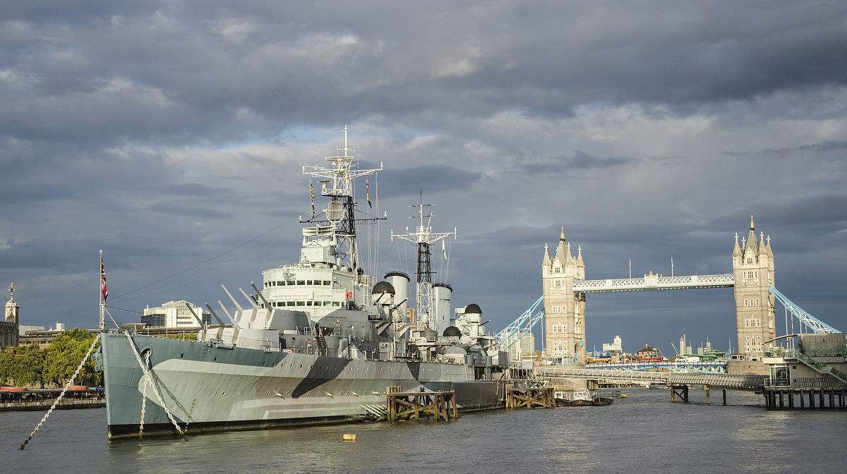 因为战功卓著,这艘英国轻巡洋舰永久停泊在伦敦的泰晤士河上