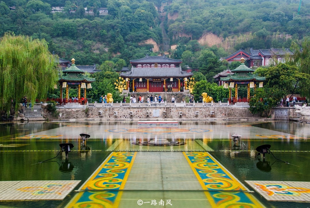 西安豪华行宫,原是杨贵妃沐浴之处,她和唐明皇的爱情褒贬不一!