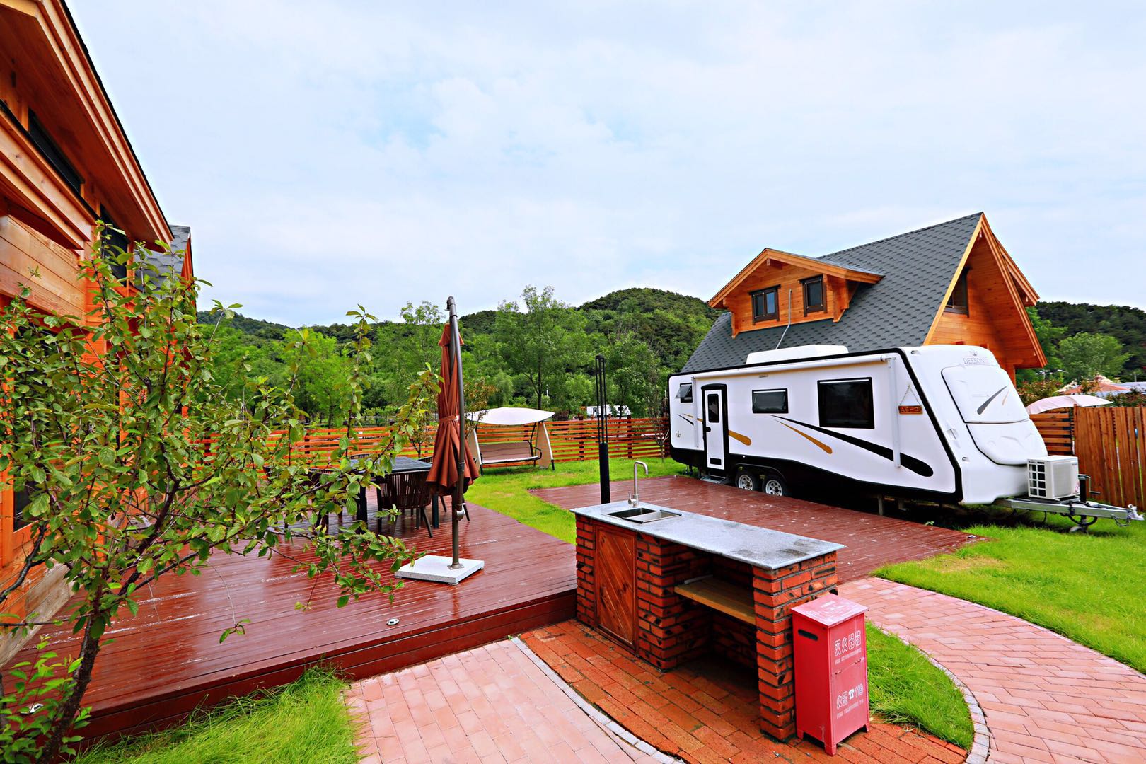 业内|"中国式"房车营地发展背后的玄机