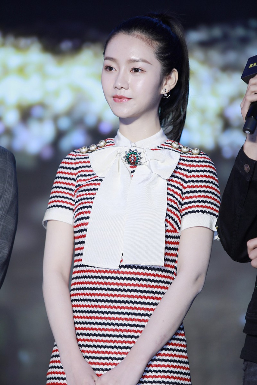 大家都说郑恺的前女友程晓玥比苗苗优秀,我却不这样认为.