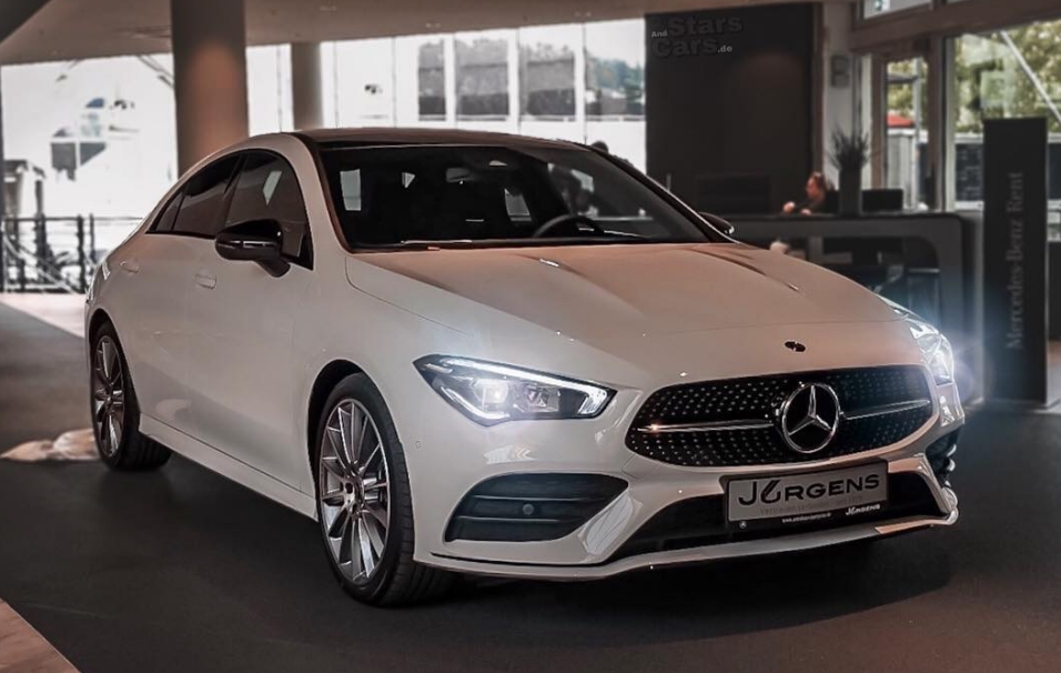 奔驰全新cla 250,前脸