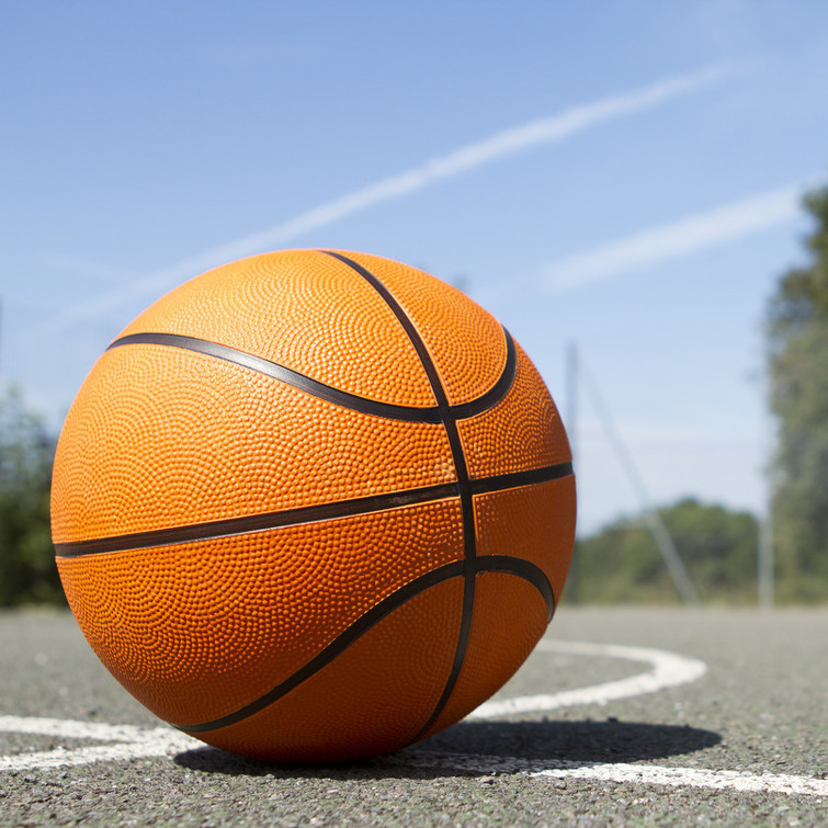 广东德比,阿联年龄体能成限制,杜锋为对抗深圳