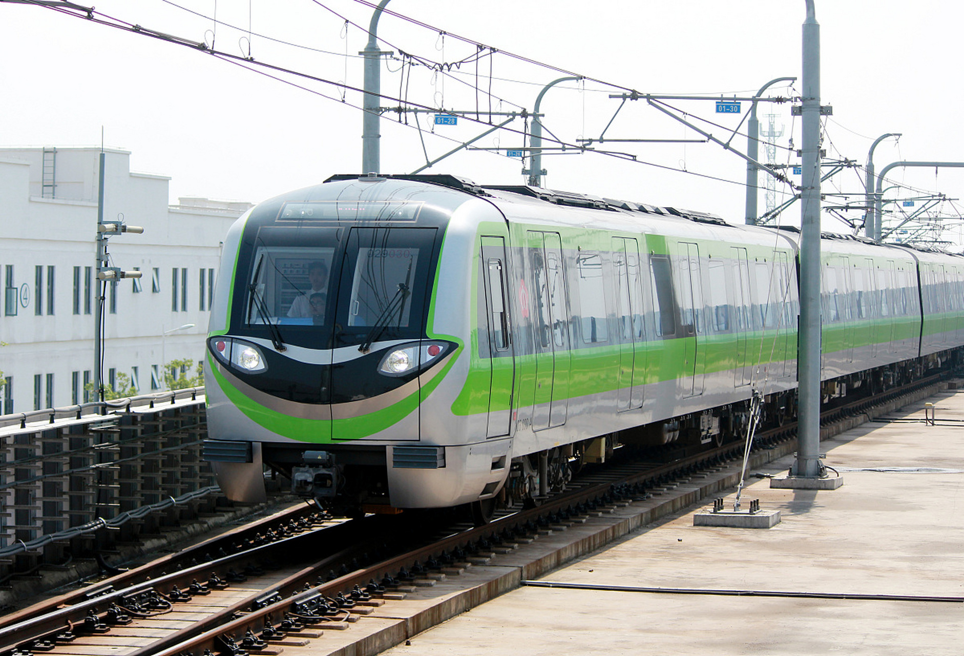 地铁规划建设很严格,首先要编制地铁线网规划,常州地铁二期线网规划就