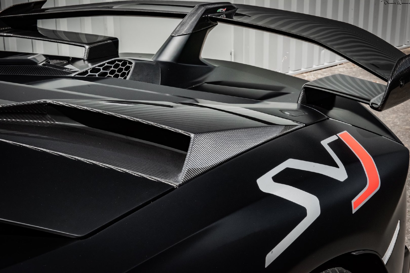 兰博基尼埃文塔多svj,很酷的黑色!