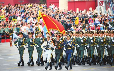 陸海空三軍儀仗隊,為什麼都是陸軍拿國旗?