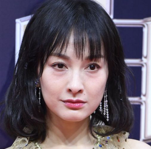 微博之夜女星照妖镜,吴昕大眼袋,蔡依林大黑唇,杨紫皮肤最好!