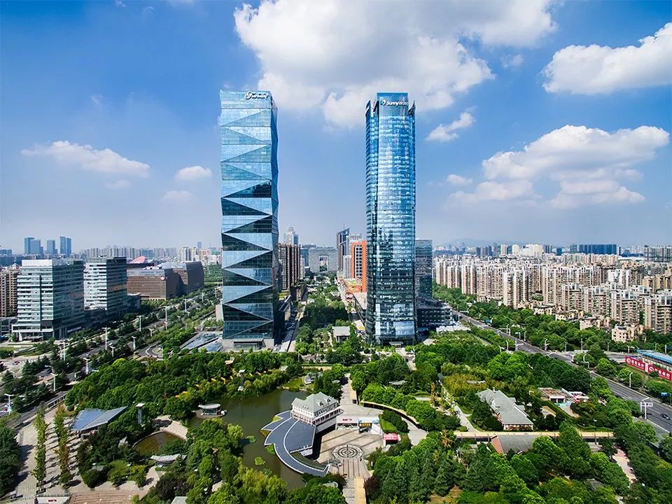 张敬华用"五个标识"诠释创新名城,美丽古都