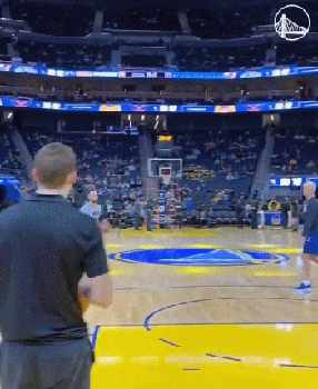 库里:终于轮到我了!在史上最烂球队复出!我太难了!