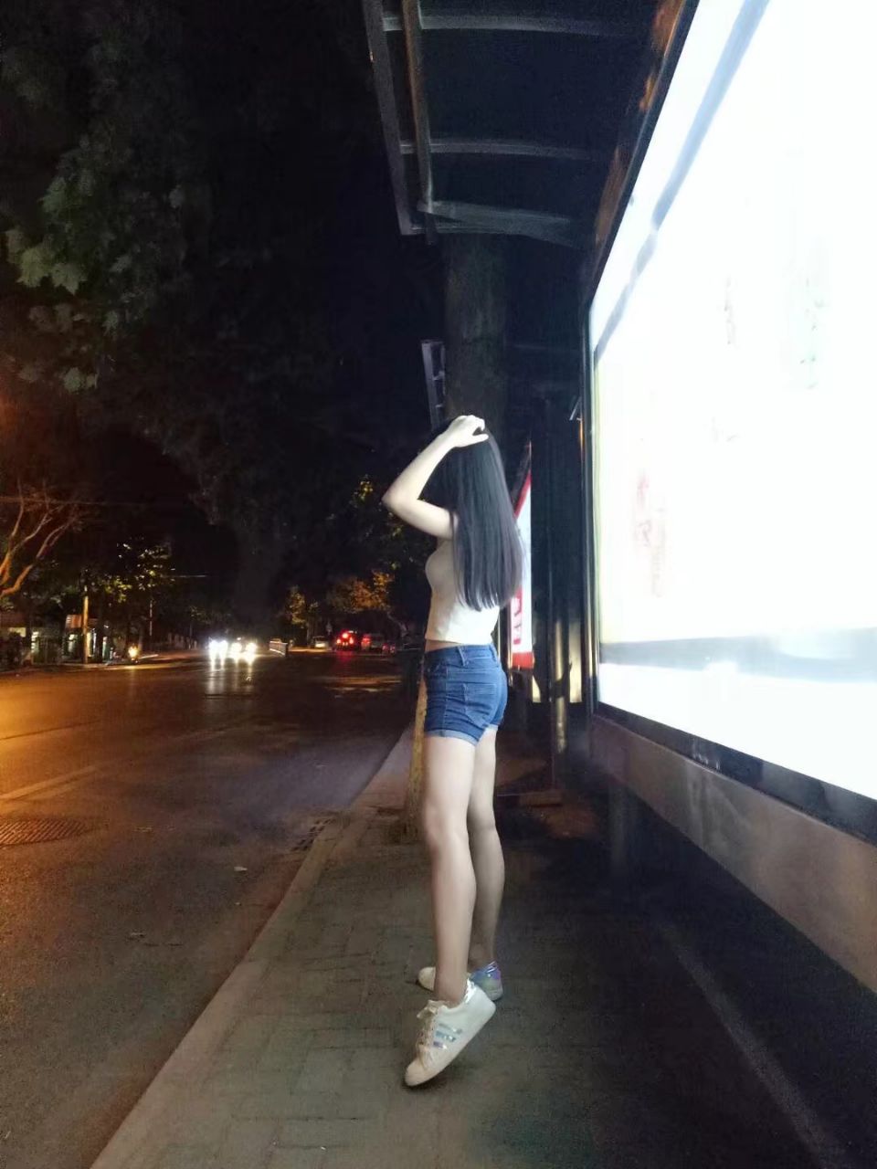 附近的人中的漂亮小姐姐4