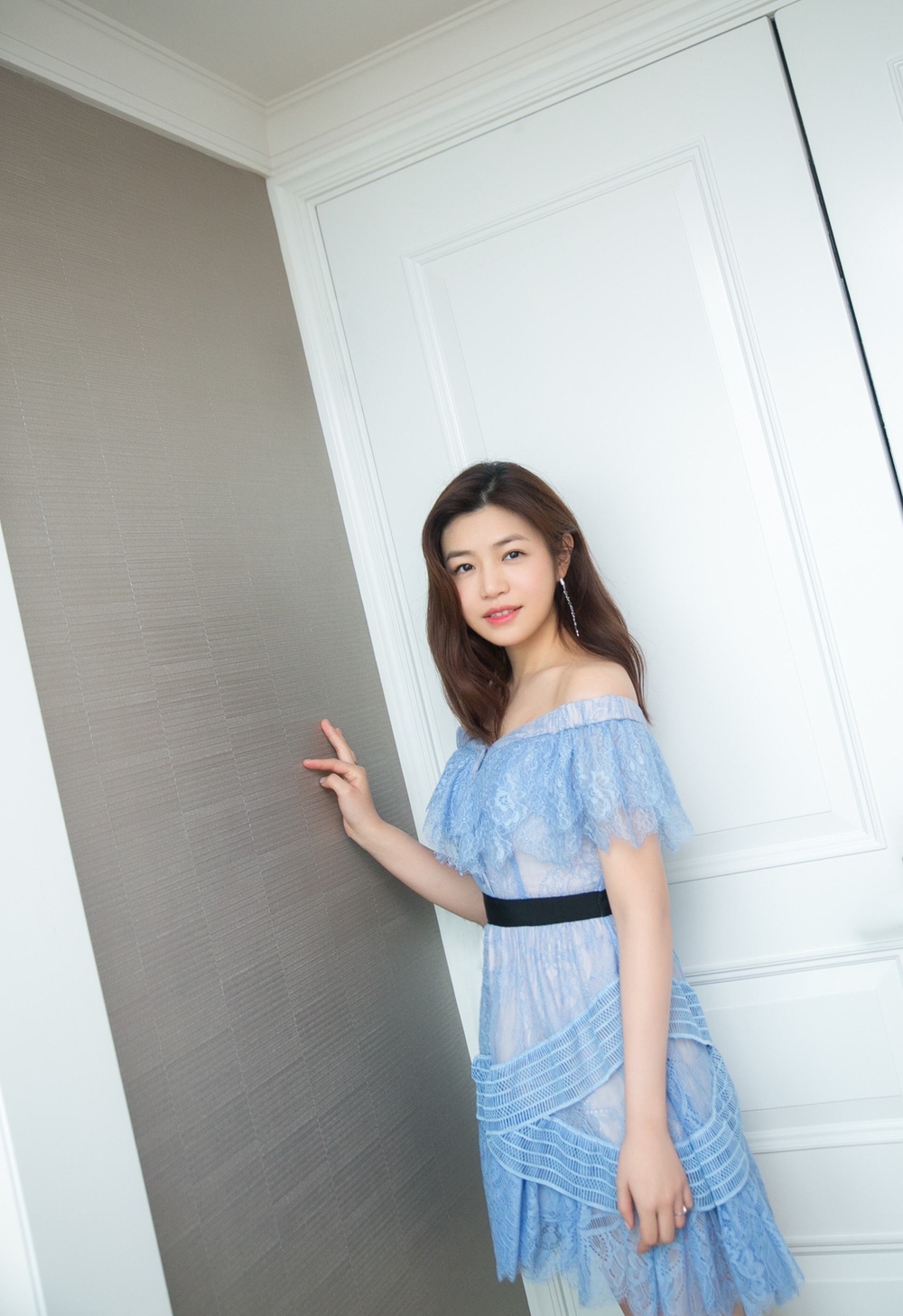 陈妍希80后台湾校园偶像女主脸,长得清纯可爱,完全不显老