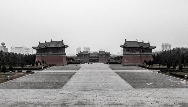 北宋皇陵:位于河南省郑州市巩义市的西村,芝田,市区,回郭镇一带,从