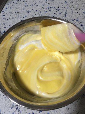 飞象:几天做了好几十个,一次有没有失败过的戚风蛋糕 飞象:几天做了好几十个,一次有没有失败过的戚风蛋糕