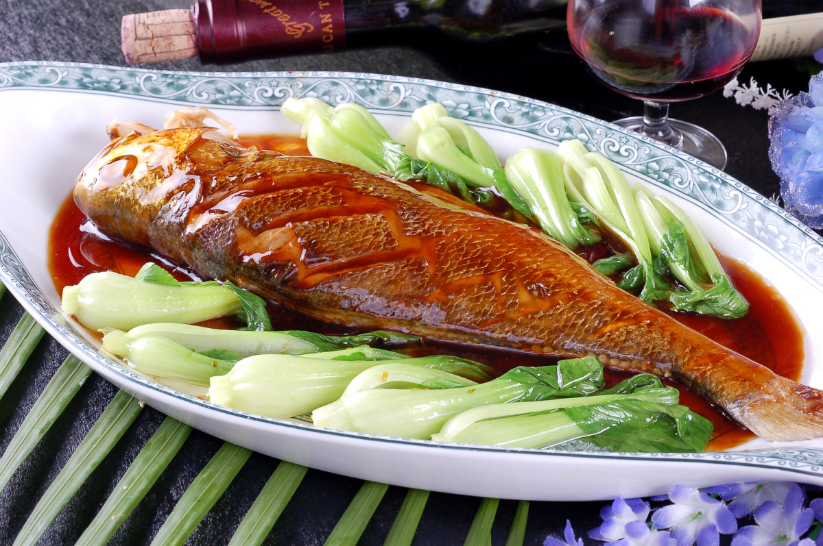 美食陪你过寒冬:带你吃遍所有美食,红烧黄花鱼