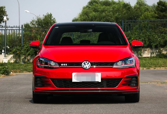 外观好看的高尔夫gti2.0 tsi