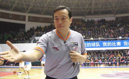 盘点cba三大"金哨",你认为谁最黑?