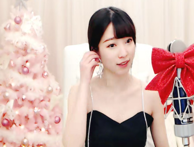 yy主播杨大爷,一个坚持做自己的主播,即使今非昔比但依旧强势