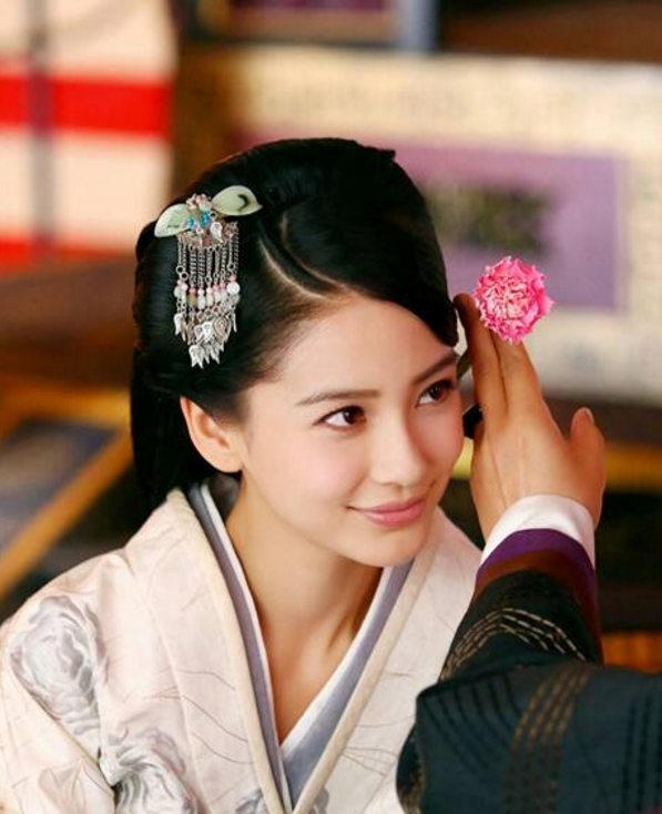 杨颖剧中最美的四个角色,白娉婷上榜,最后一张美的令人心动